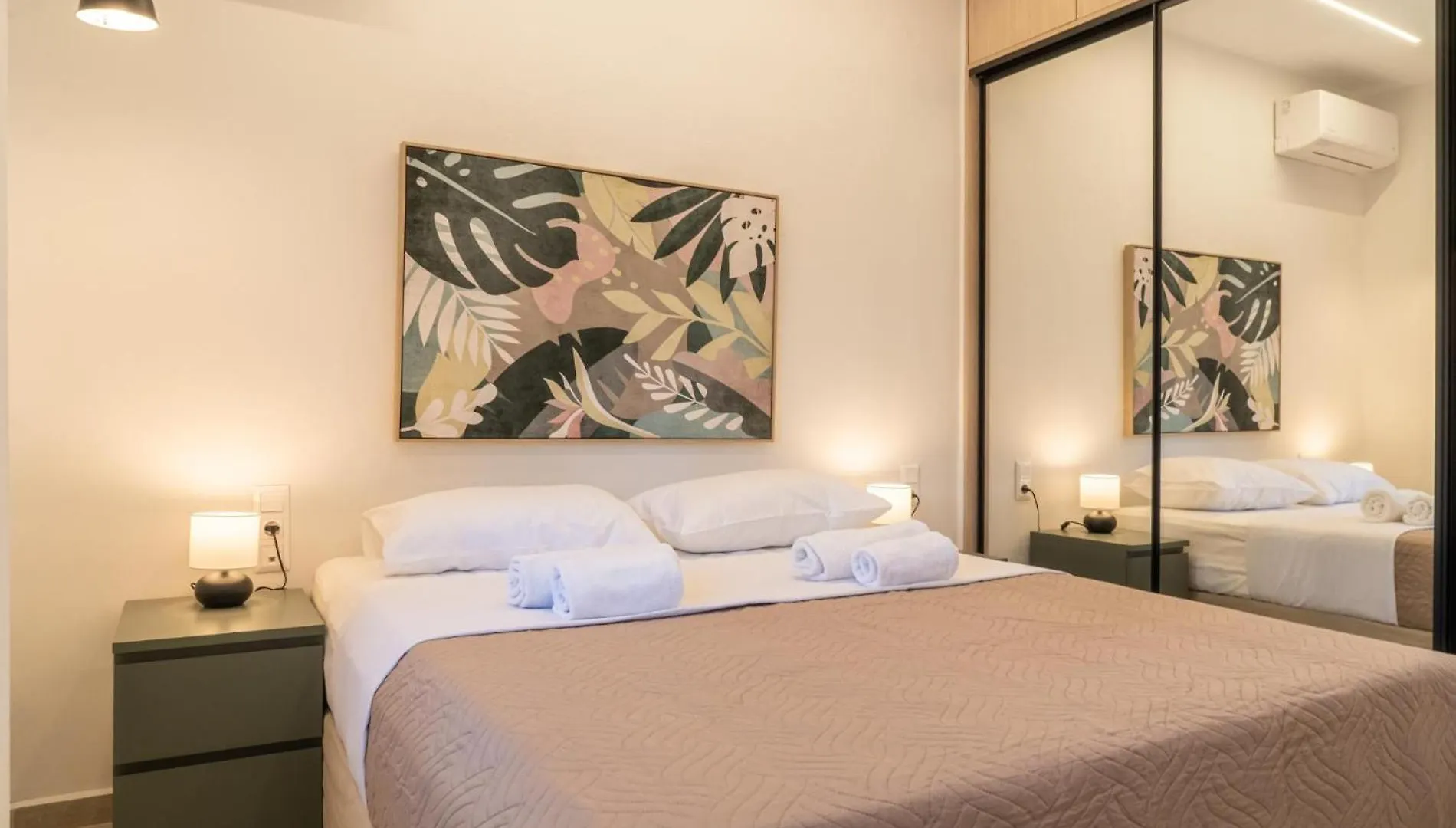 Pananos Sq. House II Apartment Heraklion