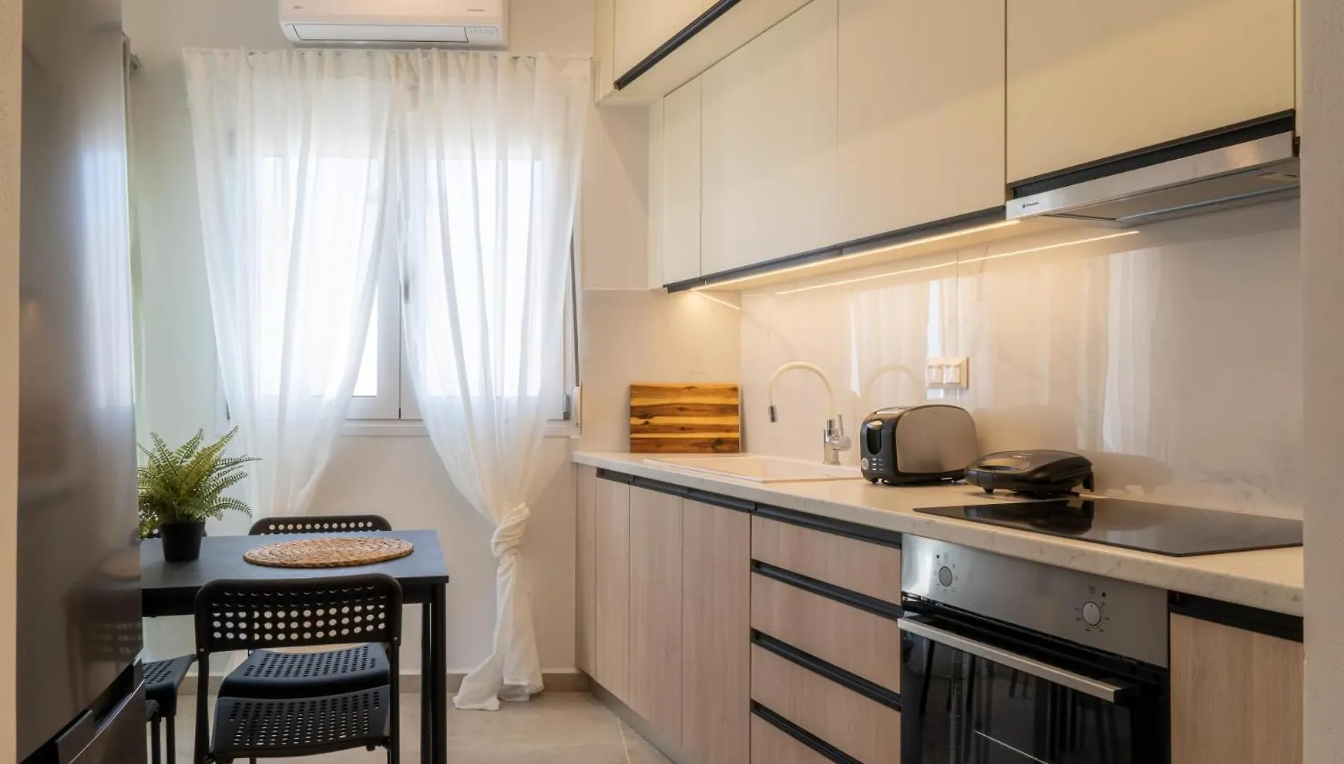 Pananos Sq. House II Apartment Heraklion